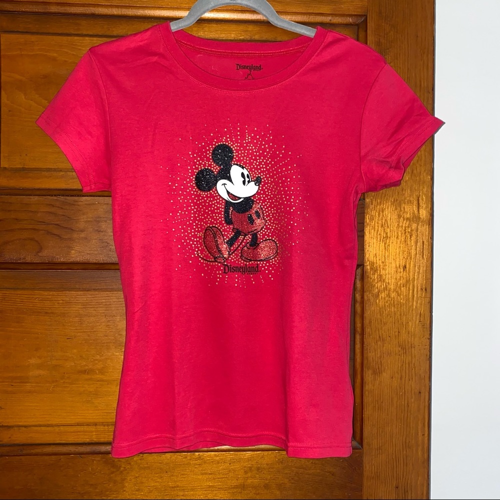 M Disneyland Mickey Mouse red T-shirt tee top!